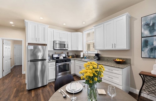 Midtown Sacramento Apartment | 23-2 · Marvelous Midtown stay with a Modern Twist!