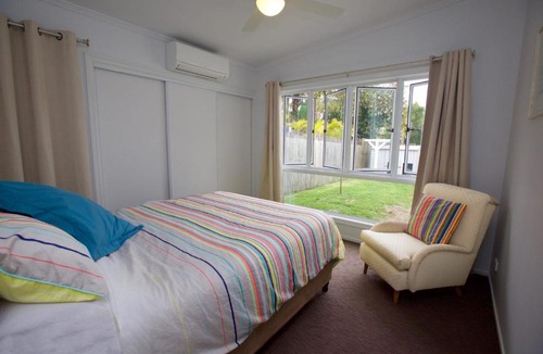 Moffat Beach House | 23 Bryce St Moffat Beach