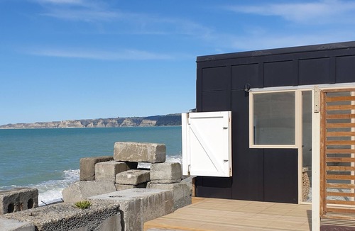 Haumoana Apartment | 23 By The Sea Absolute Beachfront