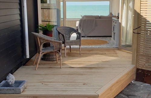 Haumoana Apartment | 23 By The Sea Absolute Beachfront