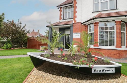 Llandudno House | 23 Carmen Sylva Road