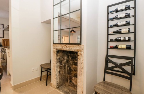 Bath Cottage | 23 Daniel Street