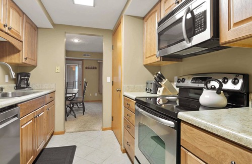 Elk Rapids Condo | #23 ELK RAPIDS BEACH CONDOMINIUM