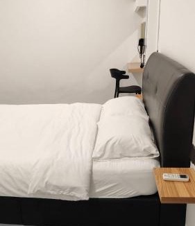 Taman Impian House | 23 Inn Queenbed Standard Room