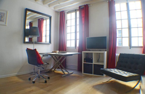 Quartier de l'Ecole-Militaire Apartment | 23 m² Apartment ∙ 2 guests