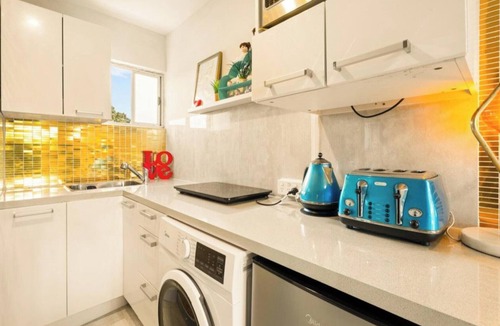 Mount Albert Apartment | 23 Studio Apartment in Mount Albert