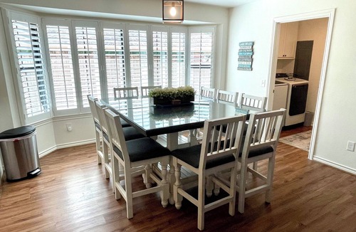 Walden on Lake Conroe Cottage | 2300 Sq Ft, 4/2 ❤️ 2 Minutes From Lake Conroe