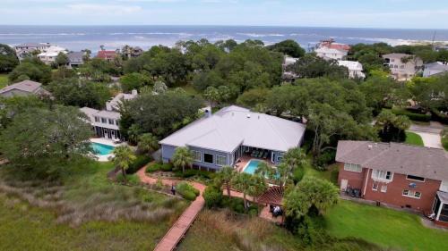 East Beach House | 2309 Ocean Road