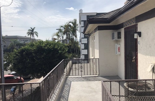 Bankers Hill House | 2330/c