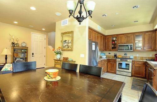 Downtown Condo | 236 Ocean View Avenue
