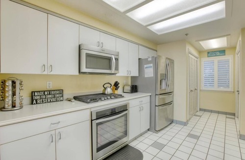 Downtown House | 239 Park