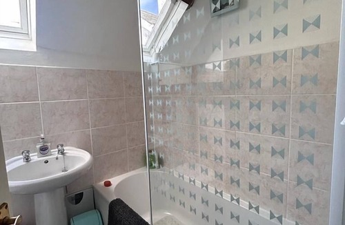 Knighton Bed & Breakfast | 23A High St