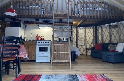 Notre-Dame-de-la-Merci Ski Chalet | 24 foot luxury yurt