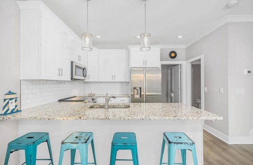 Lakewood Villa | 24 Guest Lake Hangout with 12 beds!