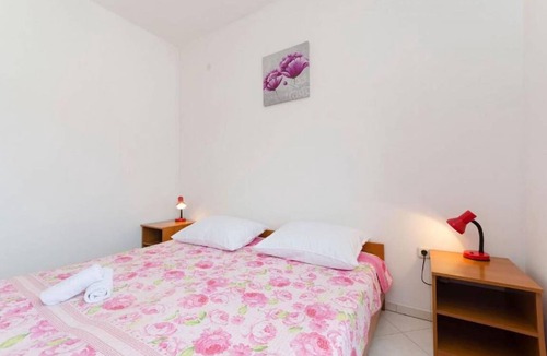 Vodice Apartment | 24 m² Apartment ∙ 1 bedroom ∙ 3 guests