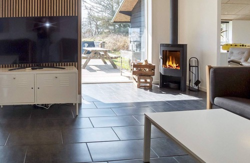 Stenbjerg House | 24 person holiday home in Snedsted