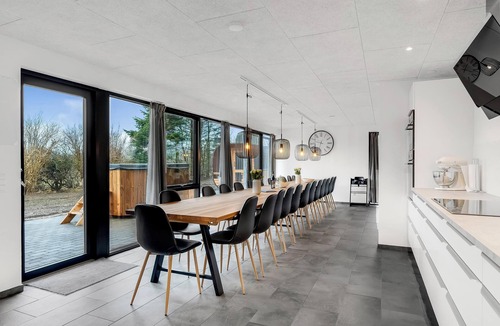 Vedersø Cottage | 24-person holiday home, fully renovated in 2024 - 2002