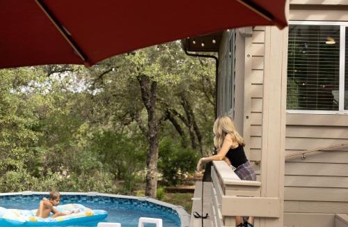 Spicewood House | 24 ppl! Hot Tubs, Pool, Firepits 3 Homes, Stage