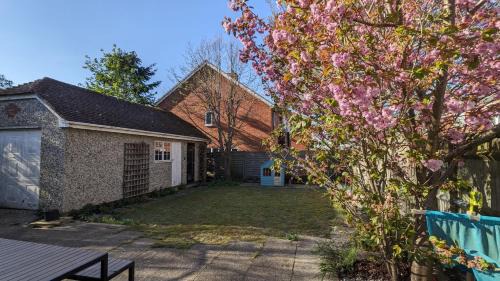 Newbury House | 24 Queens Road