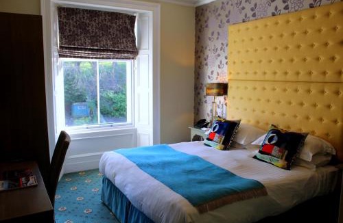 New Town Hotel | 24 Royal Terrace