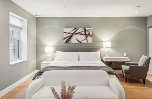 Center City West Apartment | 24 Stay - Philadelphia Rittenhouse