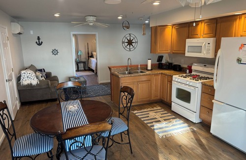 Lottsburg Cottage | 240 degree WATERVIEWS and gorgeous Sunsets!