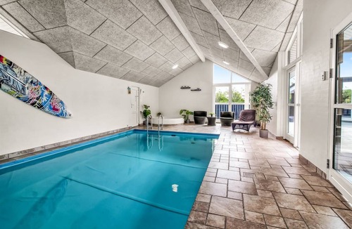 Nørre Lyngby House | 240 m² House ∙ 5 bedrooms ∙ 12 guests