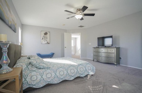 North Las Vegas House | 2400SqFt House 6beds 3bath Pool table BBQ