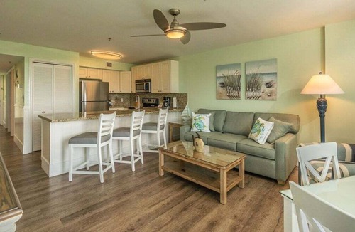 Tavernier Condo | 2405 Ocean Pointe Suites