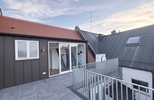 Straubing Apartment | 247 Reside: Apartment SZ3 | Center | Netflix