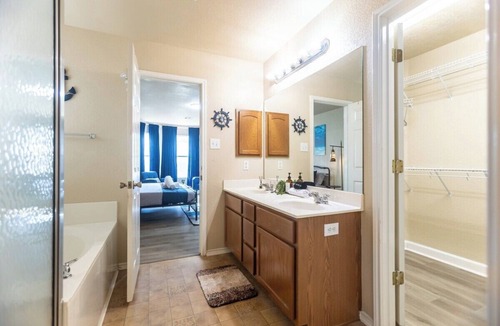 San Antonio House | 24Person 11610 New 6BR for SeaWorld Lackland AFB