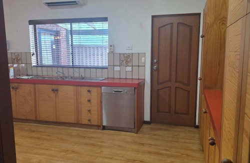 Semaphore Villa | 25 Esplanade Beachfront Villa with Ocean Views