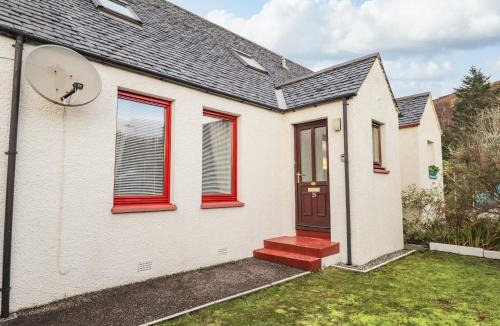 Nostie House | 25 Langlands Terrace