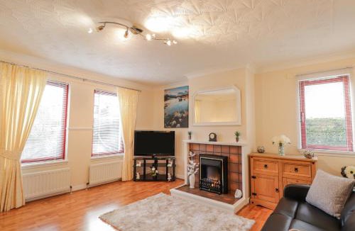 Nostie House | 25 Langlands Terrace