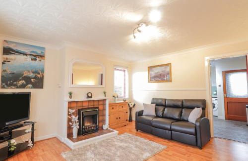 Nostie House | 25 Langlands Terrace