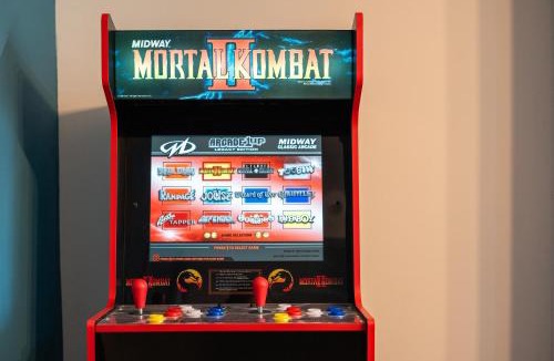 Thurnscoe House | 25 minutes from the peak district