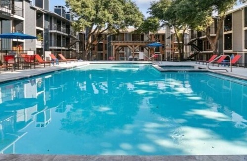 Oak Cliff Apartment | 25% OFF 3BD Pool Kessler Park Dallas DAL212