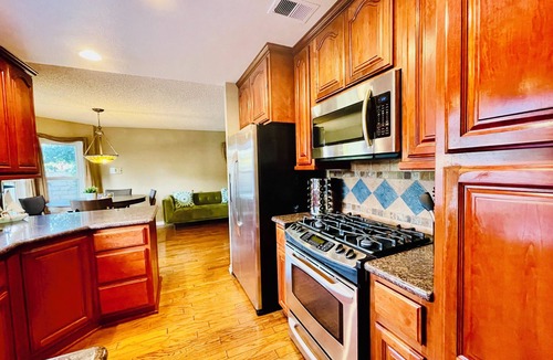 Chino House | 25% OFF/Charming 3BR Home with Private Pool