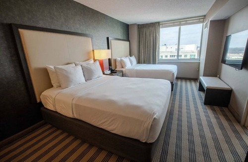 West End Hotel | 2500 Penn Apartments | Work-Friendly Comfort w/Fast Wi-Fi | Close to Georgetown