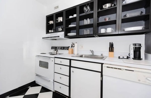 West End Hotel | 2500 Penn Apartments | Work-Friendly Comfort w/Fast Wi-Fi | Close to Georgetown