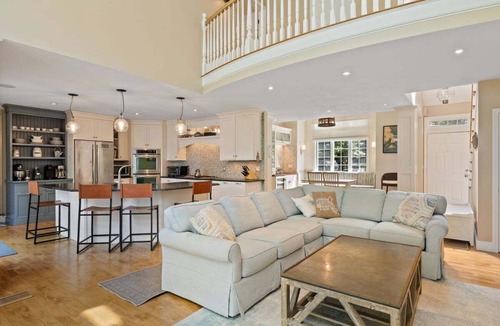 Cotuit House | 252-Co Clams & Shells High End Cotuit Waterfront, Pool & Dock, Bring your Boat!