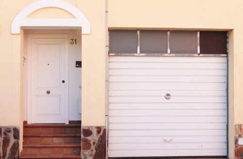 Empuriabrava Ski Chalet | 252-Nice house near beach with community pool