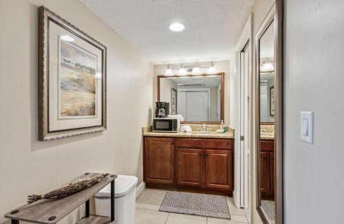 Fernandina Beach Hotel | 256 Sandcastles - Hotel Side