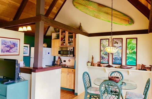 Punaluu Condo | #26 1 King Bed/1 Bath with Sofa Sleeper and Ocean View