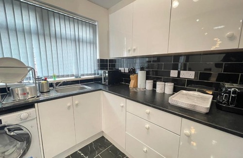 Sunderland House | 26 Riversdale