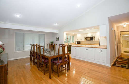 Pinehurst House | 260 Linden- Sleeps 8!