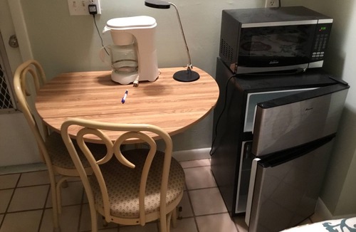 Pompano Isles Apartment | 260 Waterfront apartment close to beach