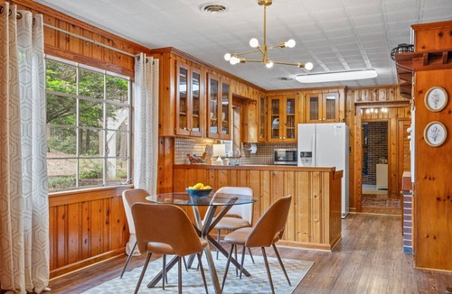 Cartersville Cottage | 264 Euharlee Rd, Cartersville