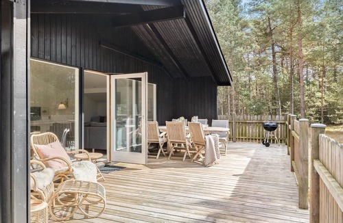 Pedersker House | 2654 Nexø - Møllestien 5