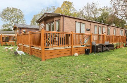 Haveringland House | 27 Lake View